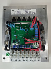 Cargar imagen en el visor de la galería, Variador de CC para: motores de CC de 3 HP y 180 V, mod. ASC2-3, alimentación de entrada 230 V CA, chasis.
